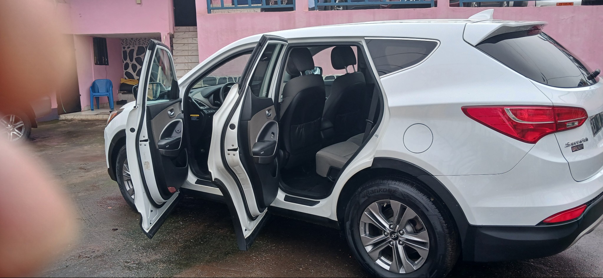 Hyundai Santafe - Image 6