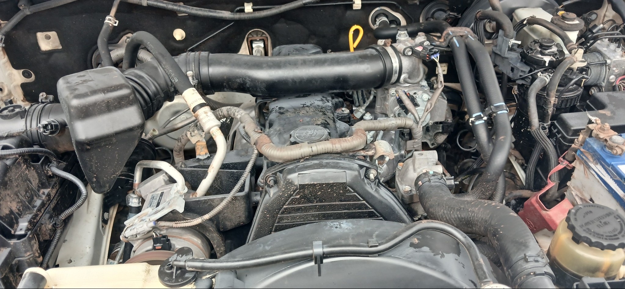 Toyota Hilux Pickup - Image 6