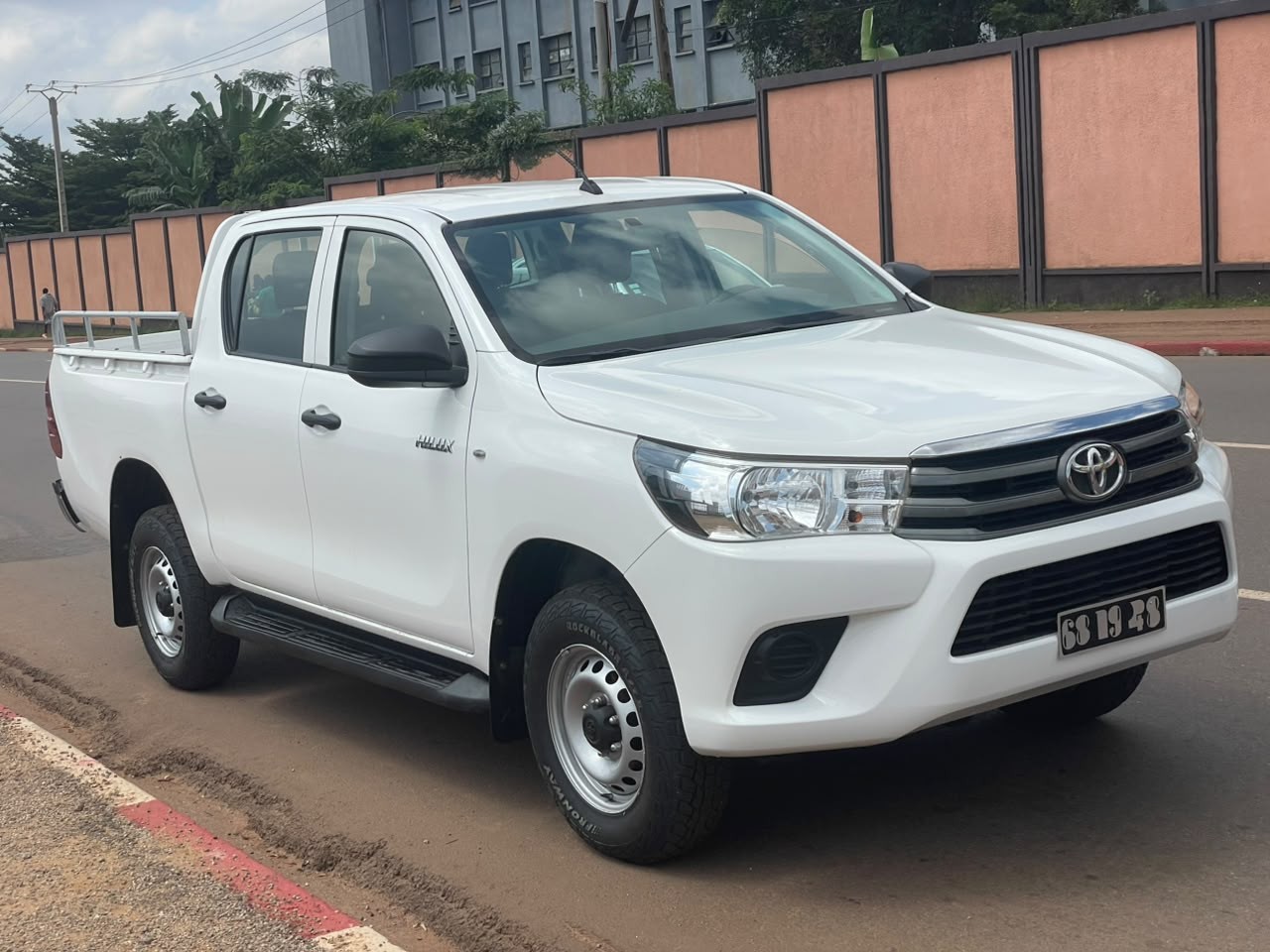 TOYOTA HILLUX - Image 7