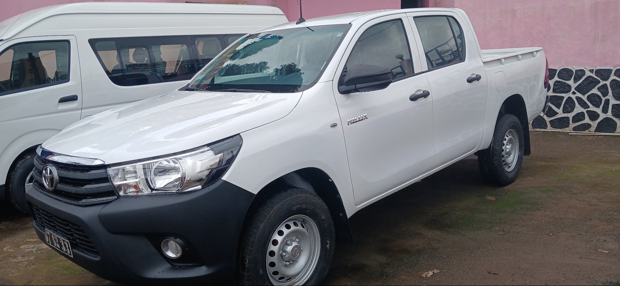 Toyota Hilux Pickup - Image 1