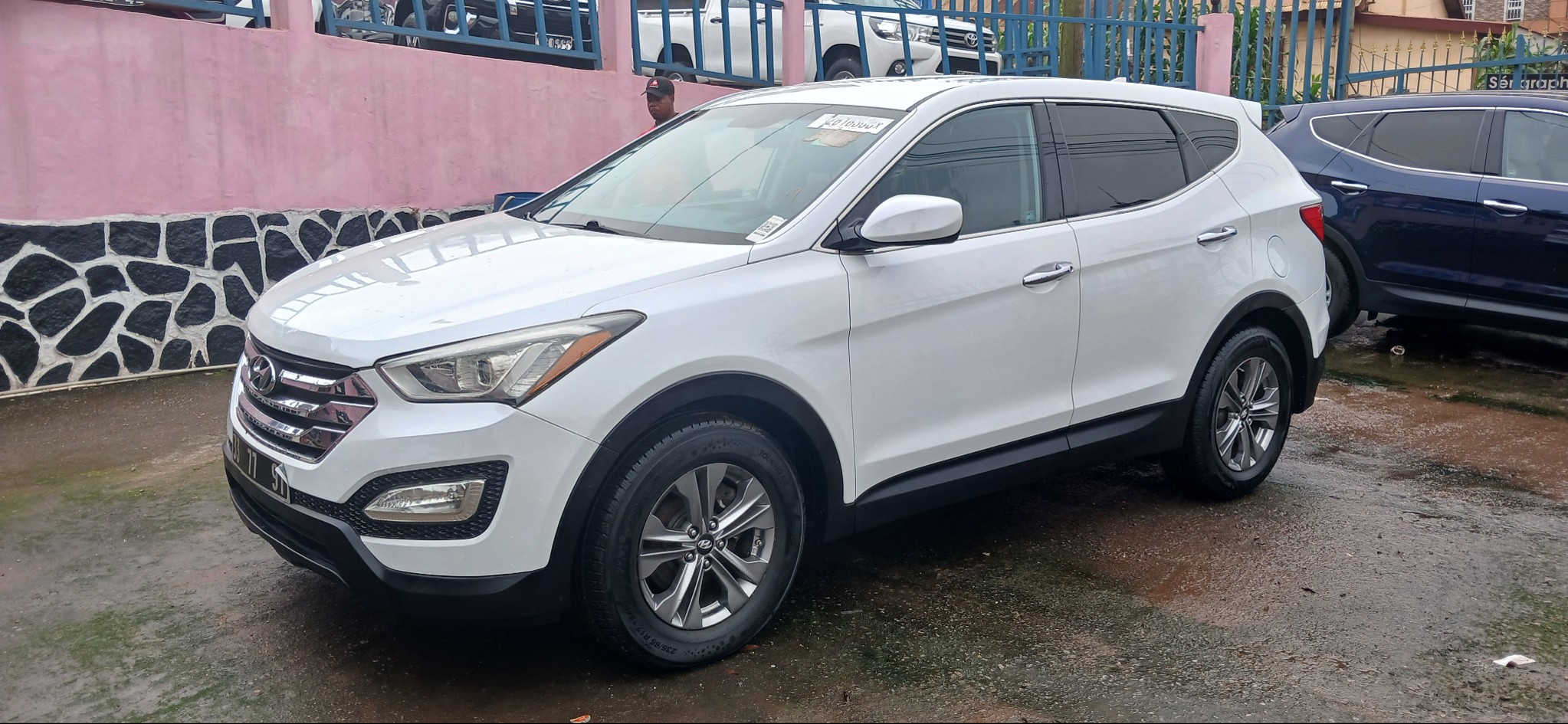 Hyundai Santafe - Image 4
