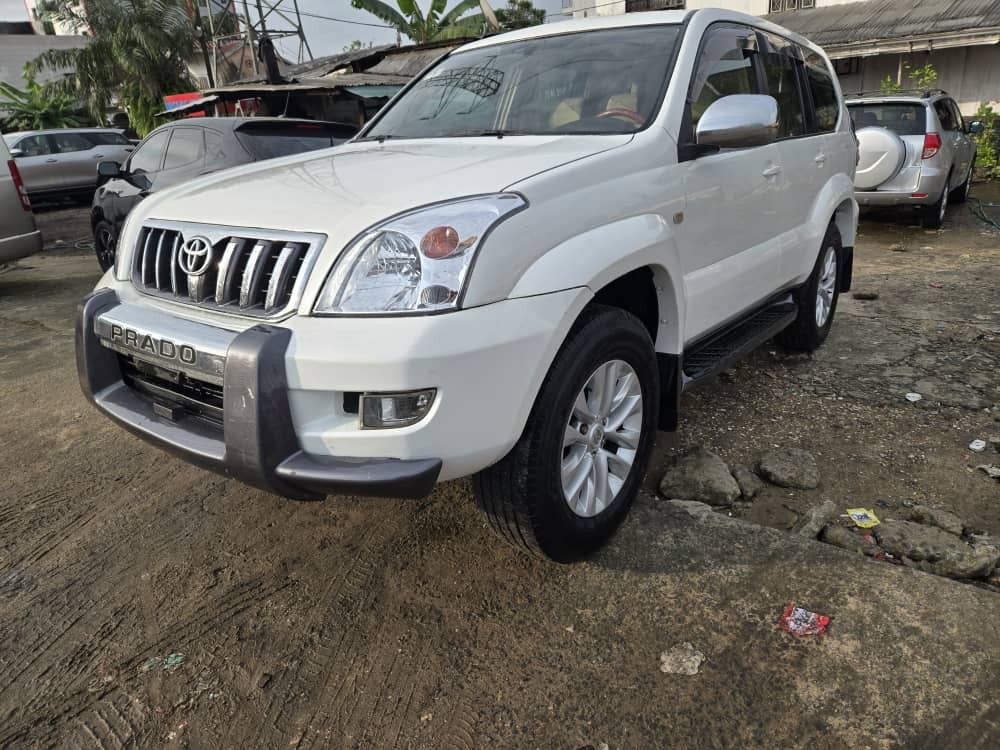 TOYOTA PRADO GX - Image 1